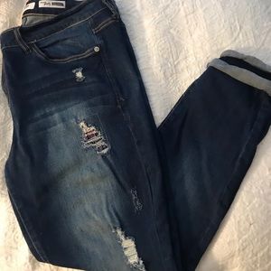 Kensie “you look pretty skinny” size 31